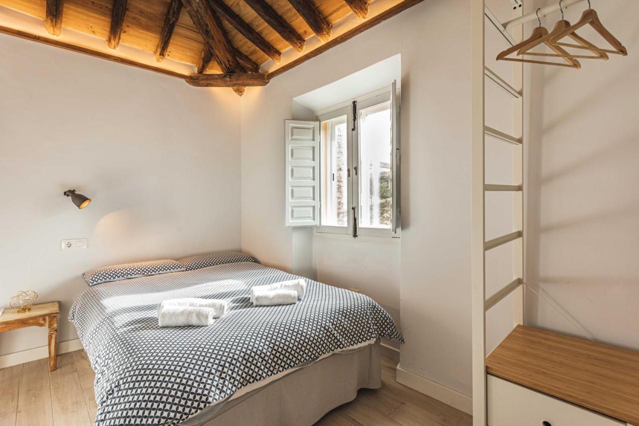 Apartamento Torre Del Aver Caces エクステリア 写真