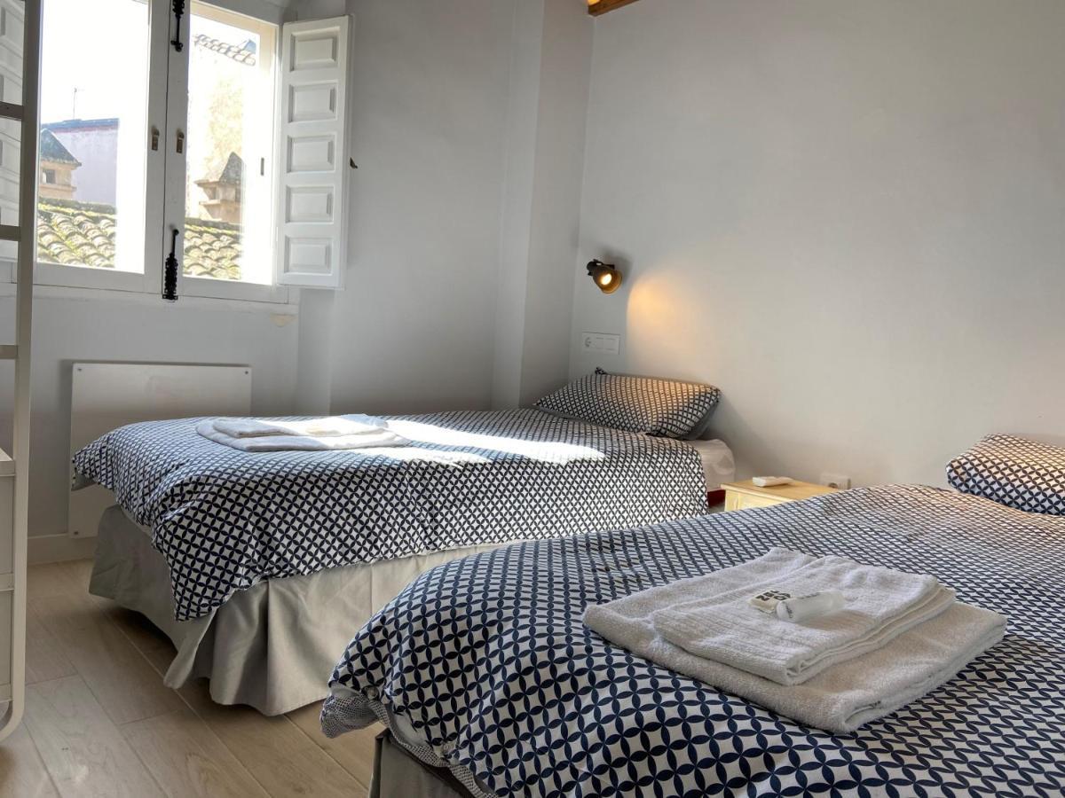 Apartamento Torre Del Aver Caces エクステリア 写真